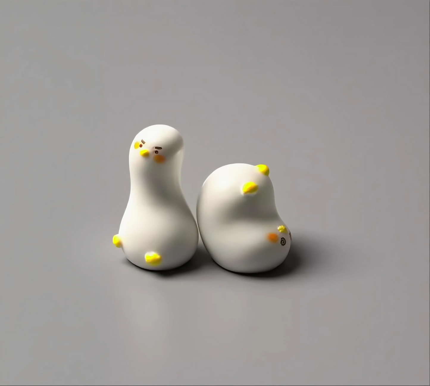 Stress Relief Desktop Decor – Cute Animal Figurine | Chubby Funny Duck Office Ornament