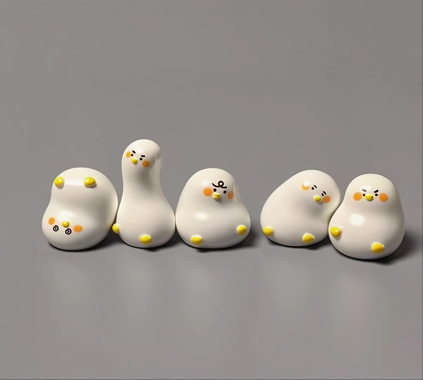 Stress Relief Desktop Decor – Cute Animal Figurine | Chubby Funny Duck Office Ornament